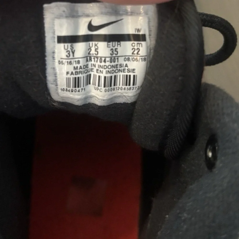 Nike manoa ltr